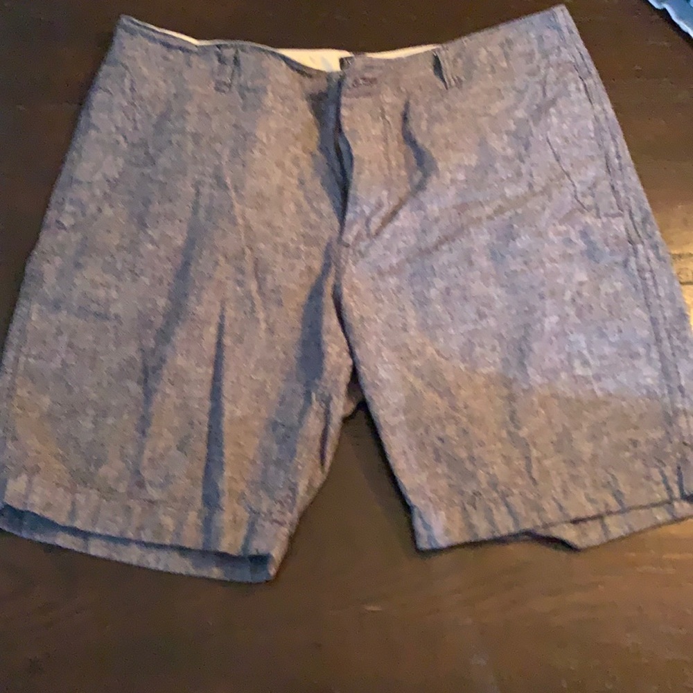 J Crew 9” Gramercy Shorts
